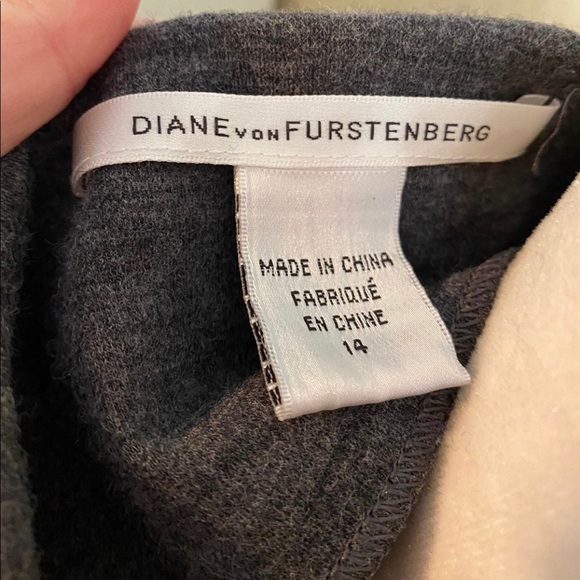 NWOT Diane von Furstenberg wool sheath pencil dress. - Picture 11 of 12